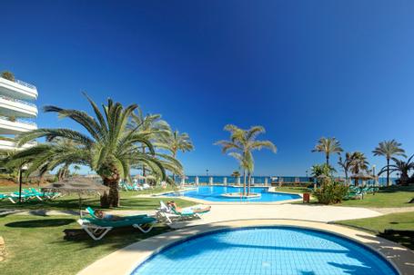 Coral Beach Aparthotel | Marbella, Málaga | Confort et élégance